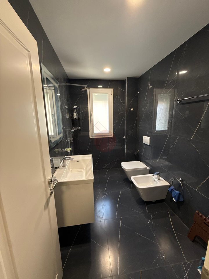 🏢 3+1 apartment for rent (empty) – business use only / 📍 Mine Peza / 💰 Price: 75,000 lek/month (net)