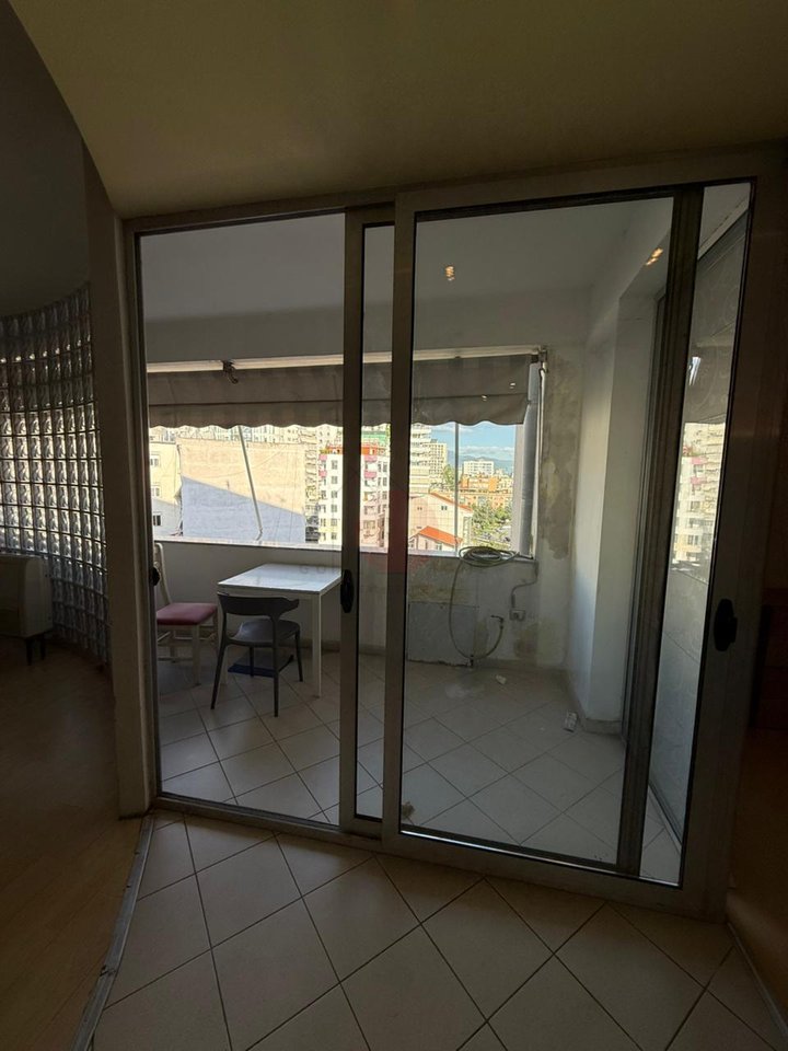 🏡 Shitet apartament 2+1+2 tualete + 2 ballkone – Zogu i Zi (Logos)