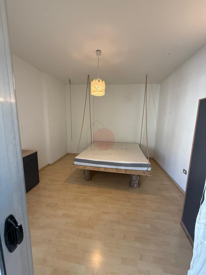 🏡 Shitet apartament 2+1+2 tualete + 2 ballkone – Zogu i Zi (Logos)