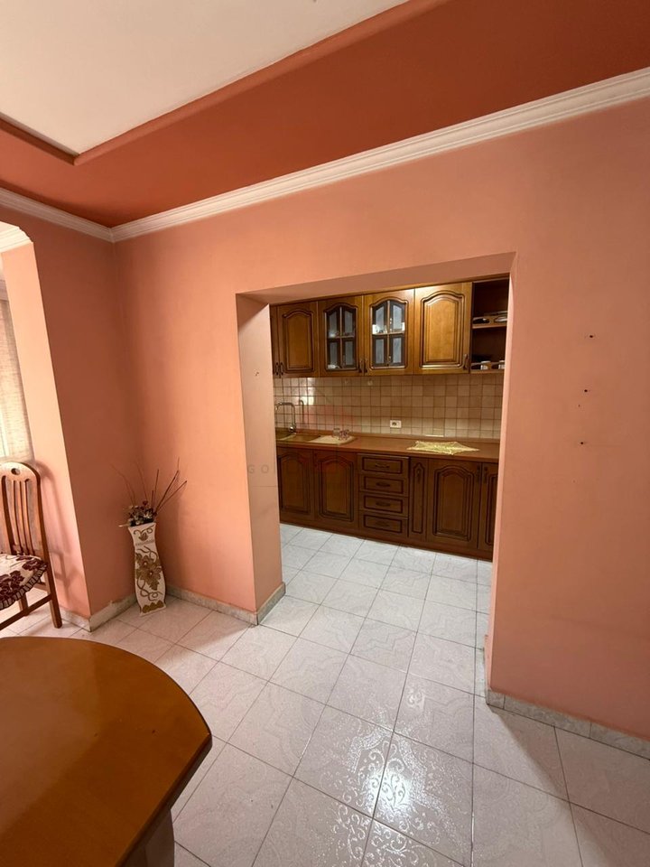 🏡 Apartment 1+1 for rent – Rruga e Durrësit, near the Insurance Office