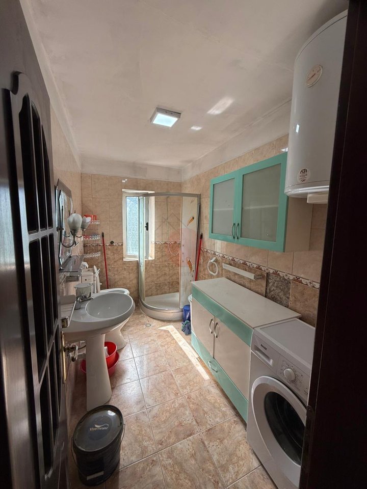 🏡 Apartment 1+1 for rent – Rruga e Durrësit, near the Insurance Office