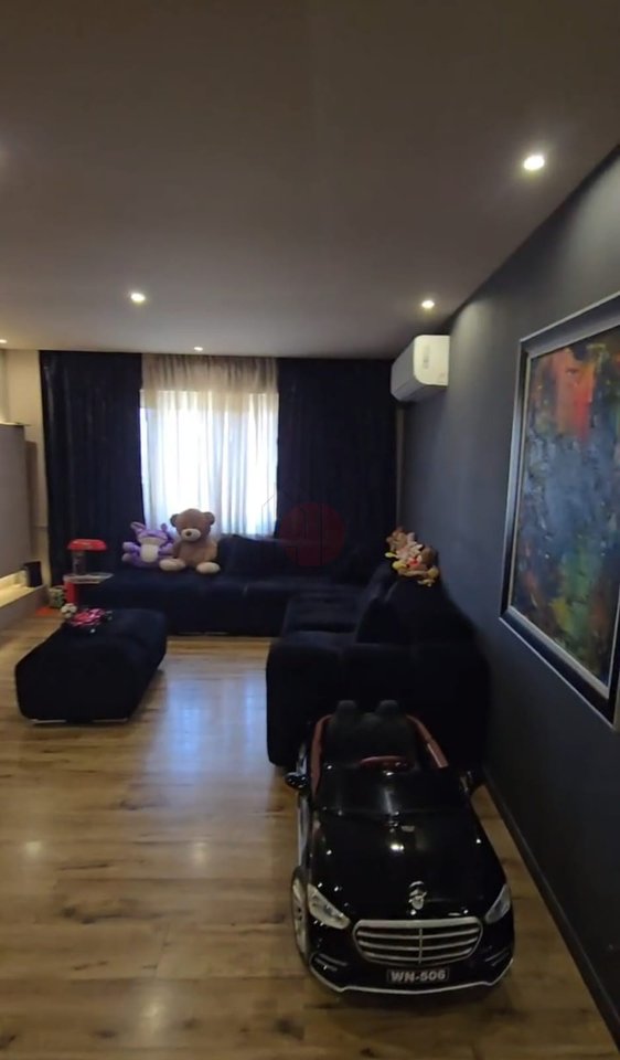 🏡 Shitet Apartament 3+1+2 | 131 m² | Blloku Gintash, Laprakë | 200,000€