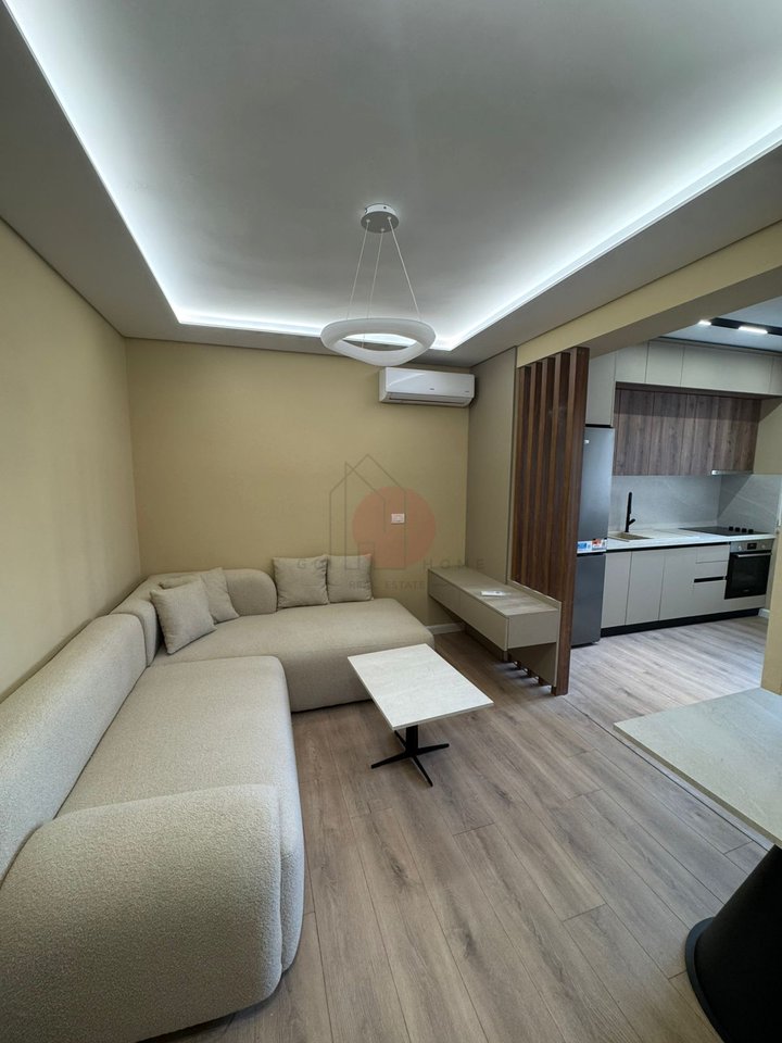 Apartment 1+1 + balcony for sale – Muhamet Gjollesha Street, near Bar Dubai (ALI DEMI) | 3rd floor, 5-story building | Net area 41 m² | Fully furnished | Price 125,000 € | With property title deed