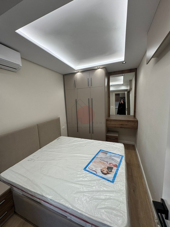 Apartment 1+1 + balcony for sale – Muhamet Gjollesha Street, near Bar Dubai (ALI DEMI) | 3rd floor, 5-story building | Net area 41 m² | Fully furnished | Price 125,000 € | With property title deed