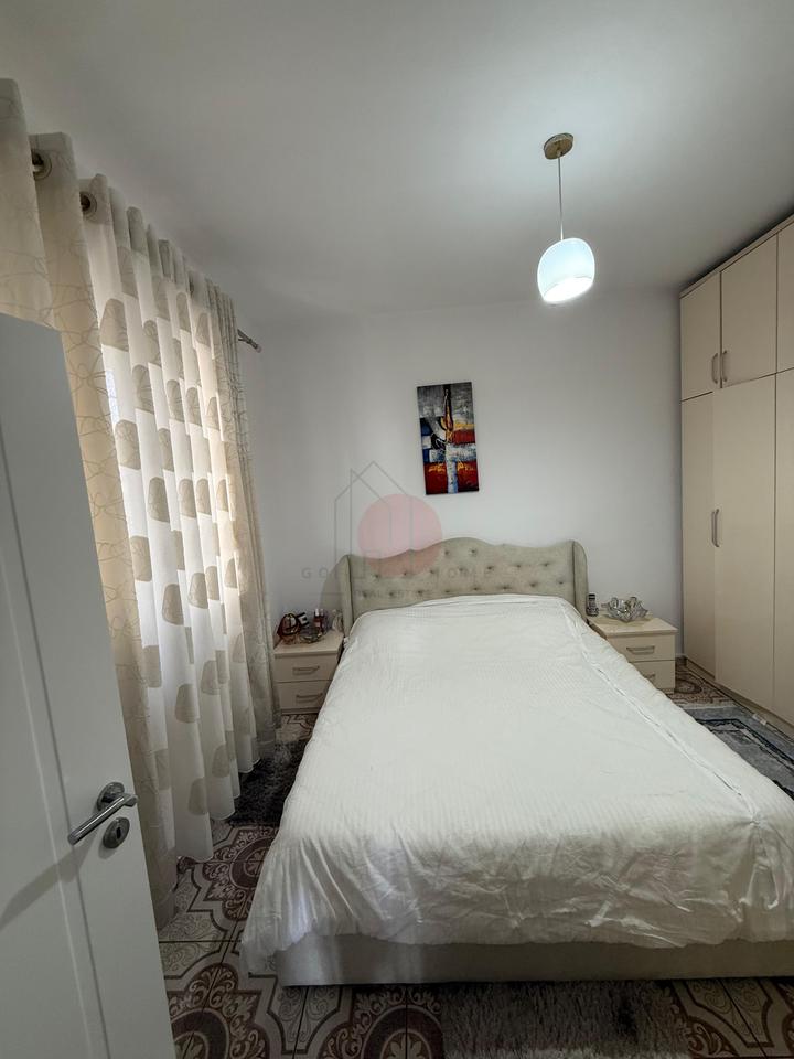 2-Story House for Sale + Land | Shkozë (near Elite Palace) Land area: 298 m² Building area: 81.1 m² 💰 Price: 25,000,000 lek