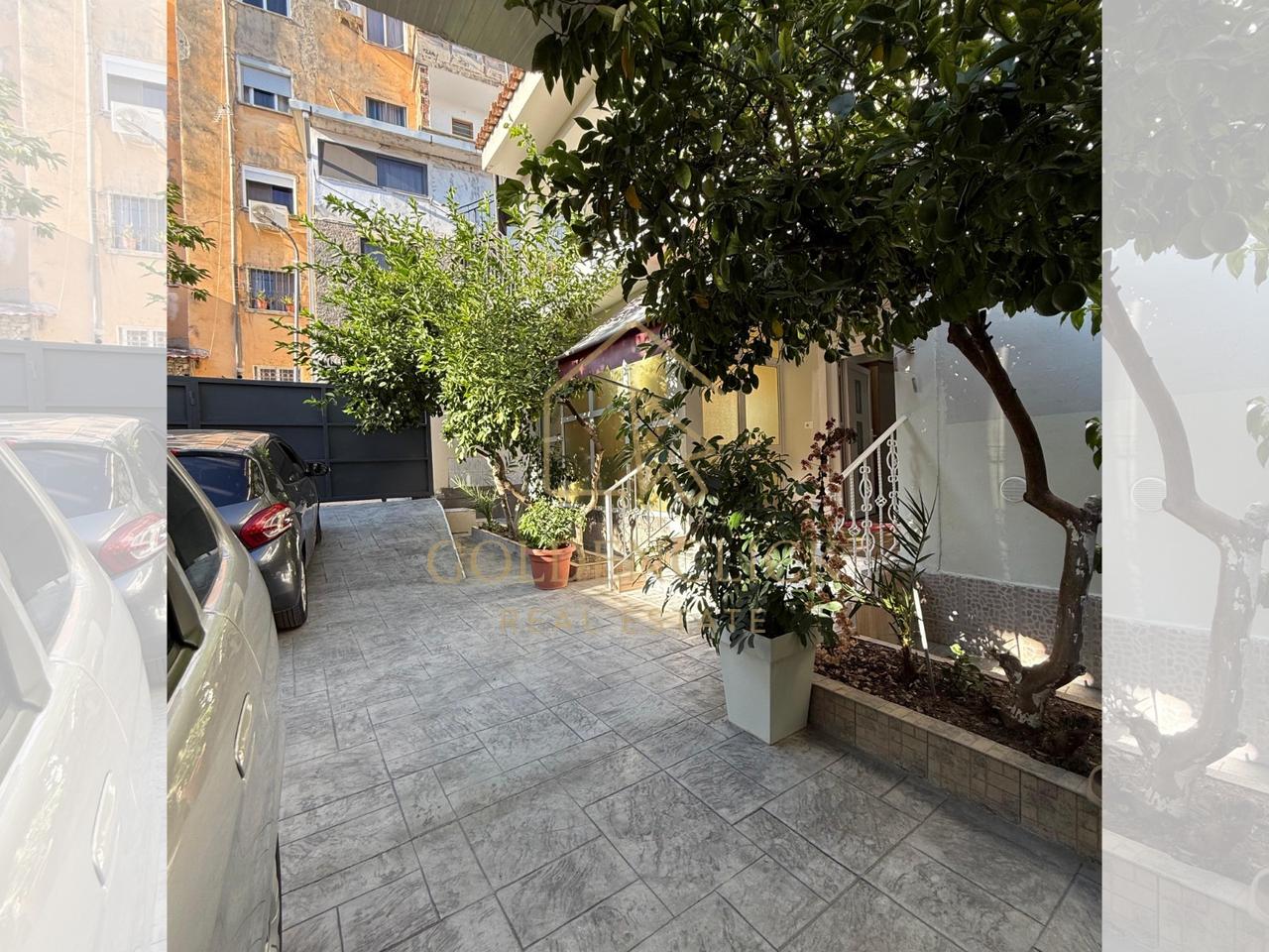 JEPET ME QIRA SHTËPI 2+1 + DEPO – MATERNITETI I RI, TIRANE
