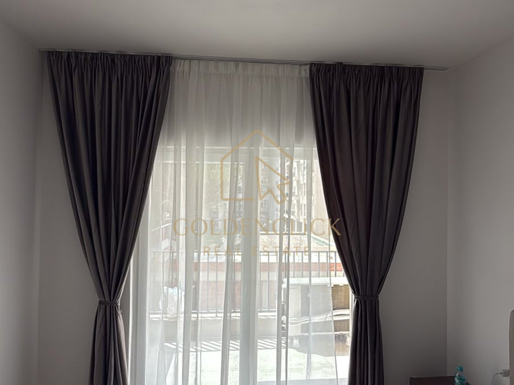 JEPET ME QIRA 2+1 TEK KOMPLEKSI AURA!