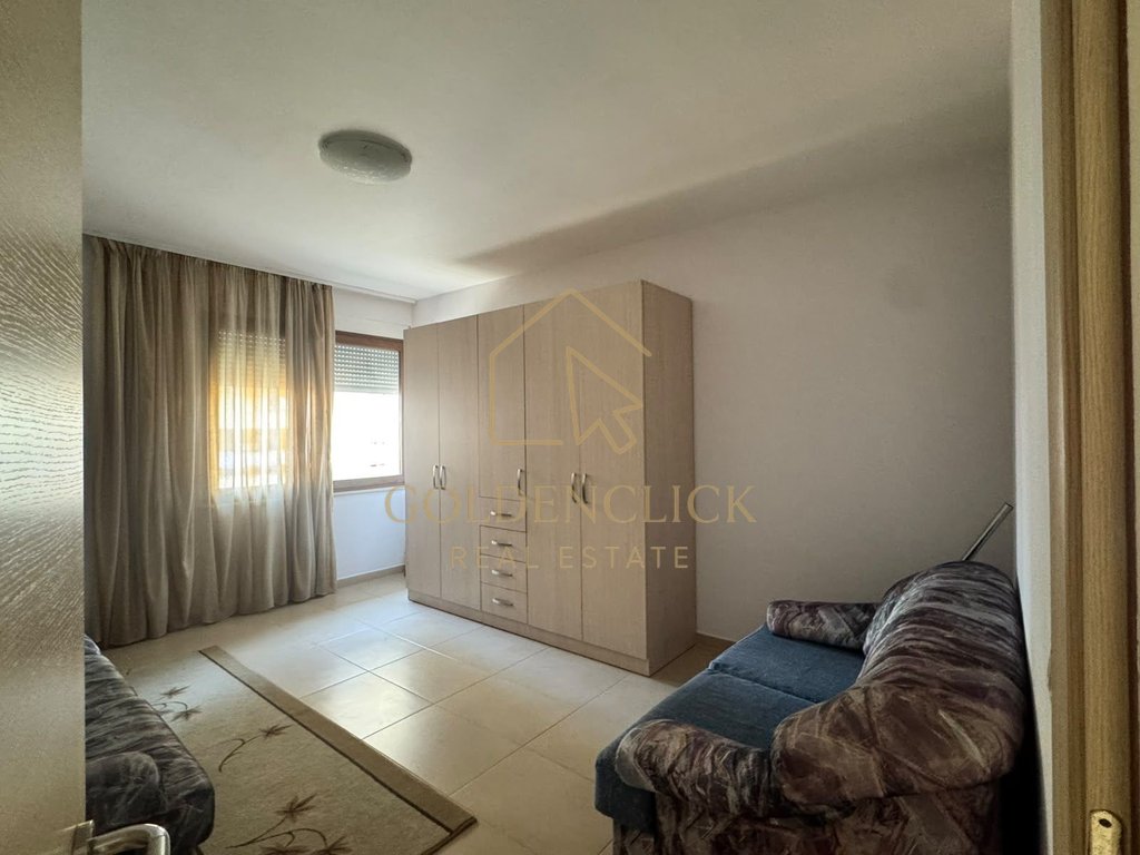 Apartament me qira në Tiranë, në zonën e Rrugës së Kavajës