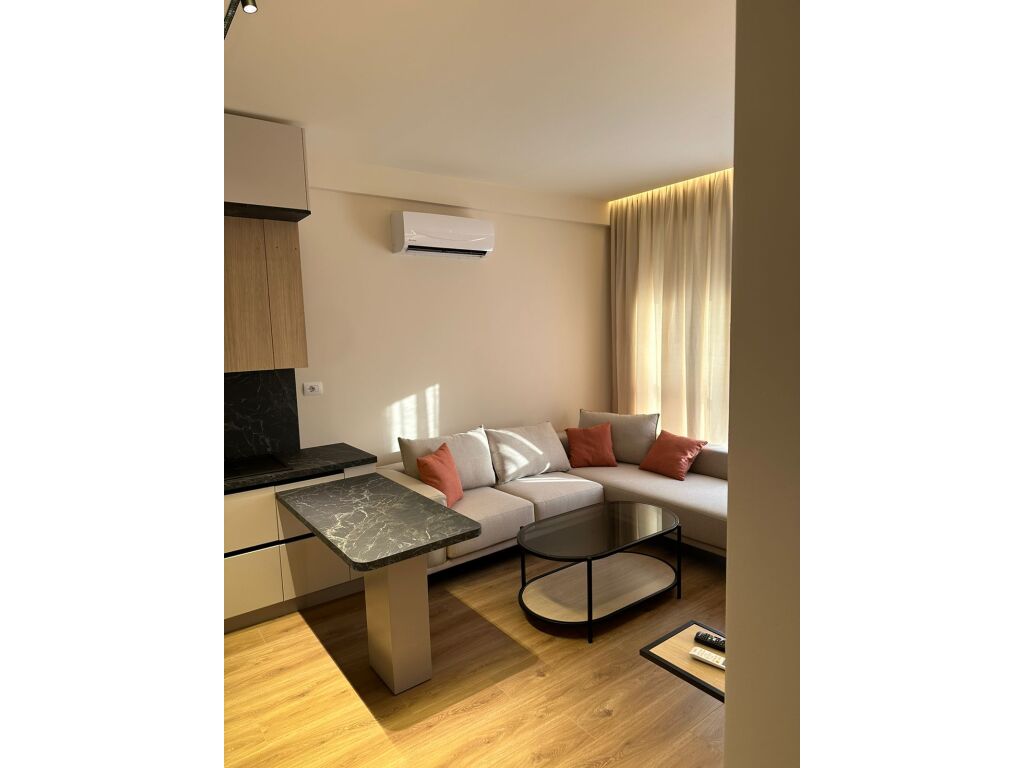 Apartament 1+1 me Qira në Ali Demi, Tiranë - 500€