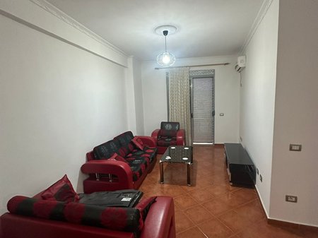 APPARTAMENTO IN AFFITTO 2+1+2 + BALCONE – VETRATA