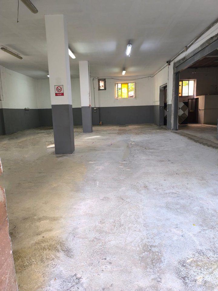NEGOZIO IN AFFITTO – VIA SIRI KODRA, VICINO AL DISPENSARIO