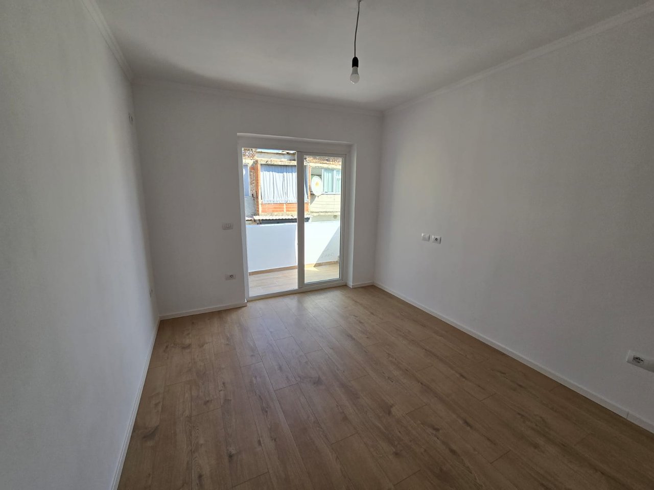 SHITET APARTAMENT 2+1 + BALLKON – DON BOSKO