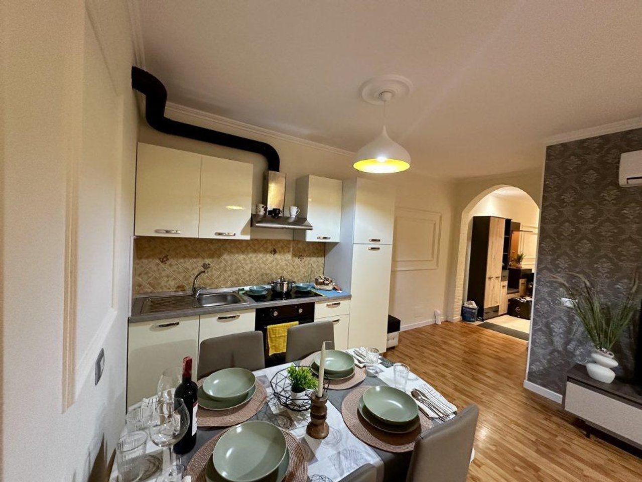 FOR RENT 1+1 APARTMENT – MILTO TUTULANI STREET