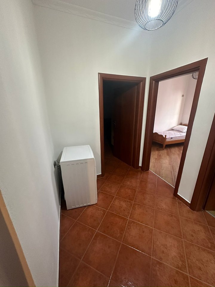 APPARTAMENTO IN AFFITTO 2+1+2 + BALCONE – VETRATA