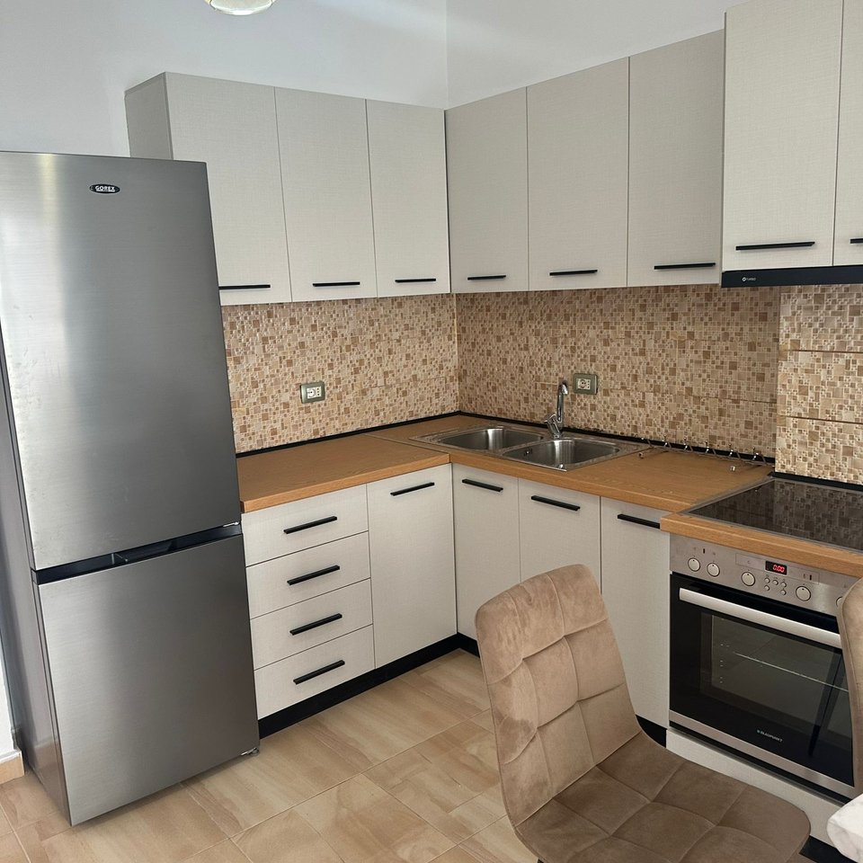 ATTICO IN AFFITTO 3+1 + BALCONE + VERANDA – VETRATA