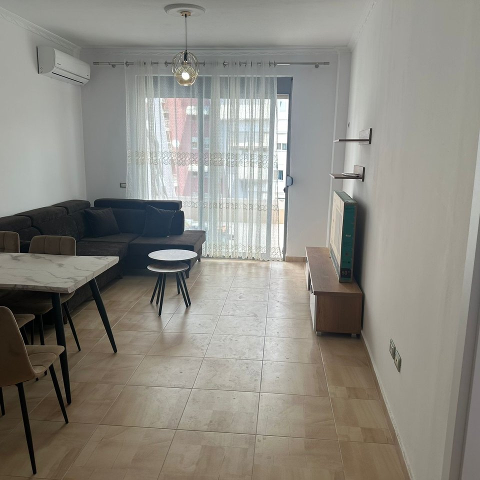 ATTICO IN AFFITTO 3+1 + BALCONE + VERANDA – VETRATA