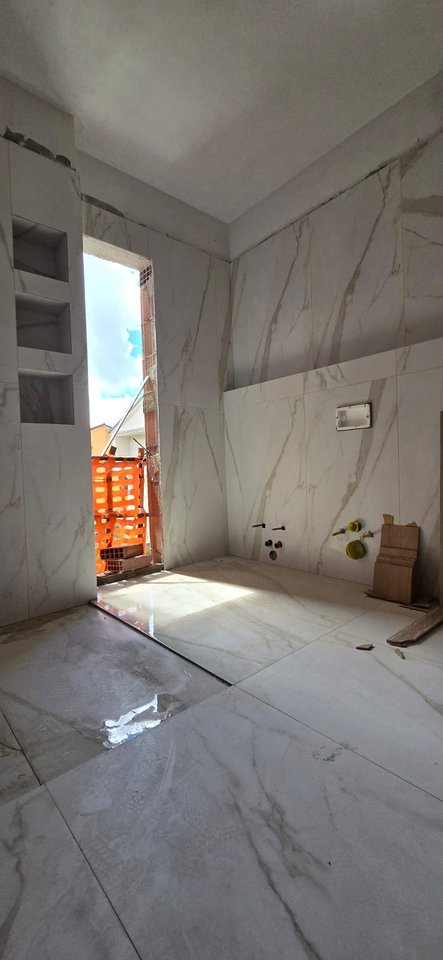 SHITET APARTAMENT 1+1+BLLK – BULEVARDI I RI, TIRANË