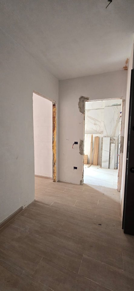 SHITET APARTAMENT 1+1+BLLK – BULEVARDI I RI, TIRANË