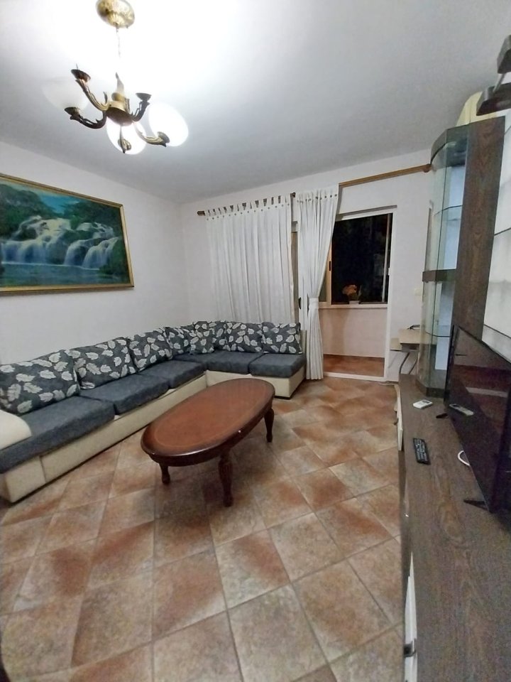 APPARTAMENTO IN AFFITTO 1+1 + BALCONE – COMUNE DI PARIGI