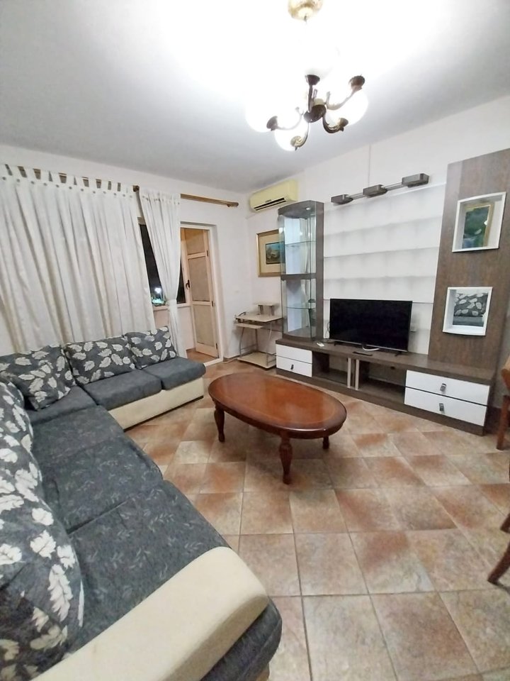 APPARTAMENTO IN AFFITTO 1+1 + BALCONE – COMUNE DI PARIGI