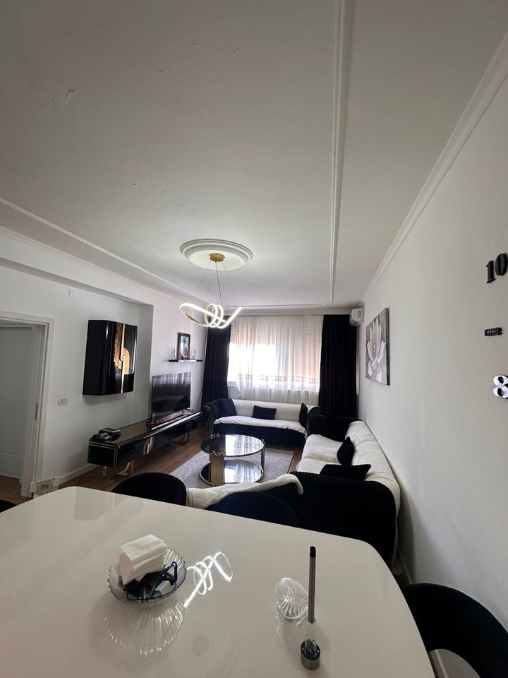 SHITET APARTAMENT 2+1 - PORCELAN, UET