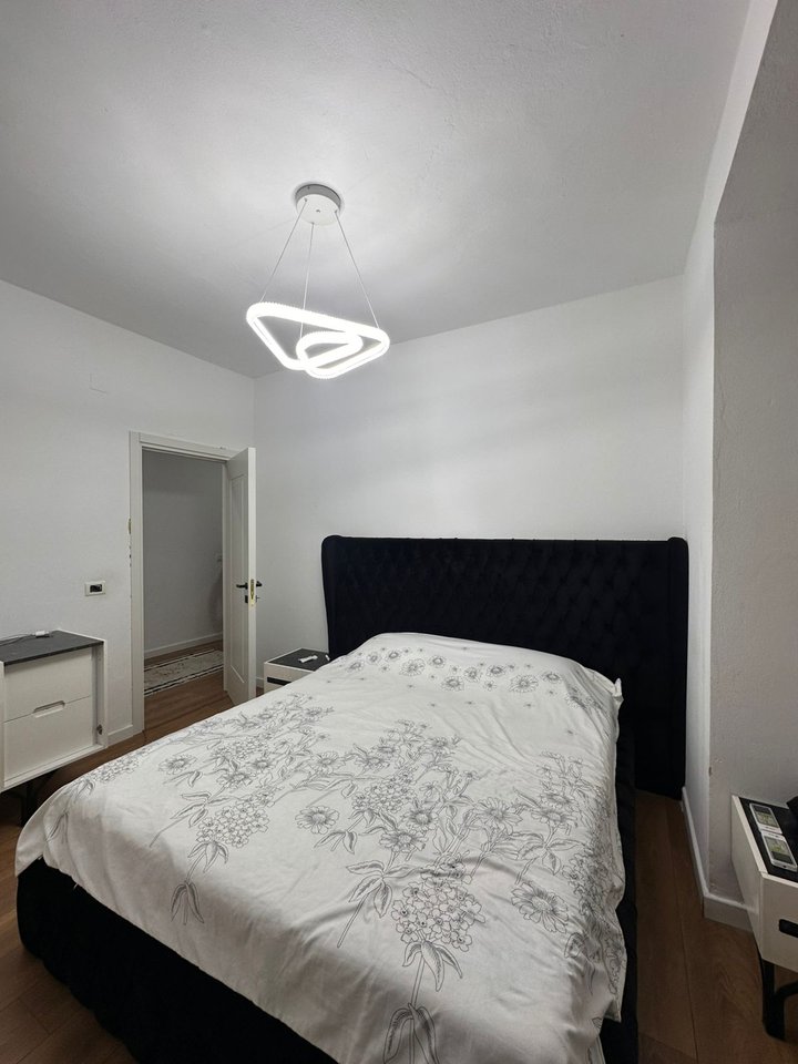 SHITET APARTAMENT 2+1 - PORCELAN, UET