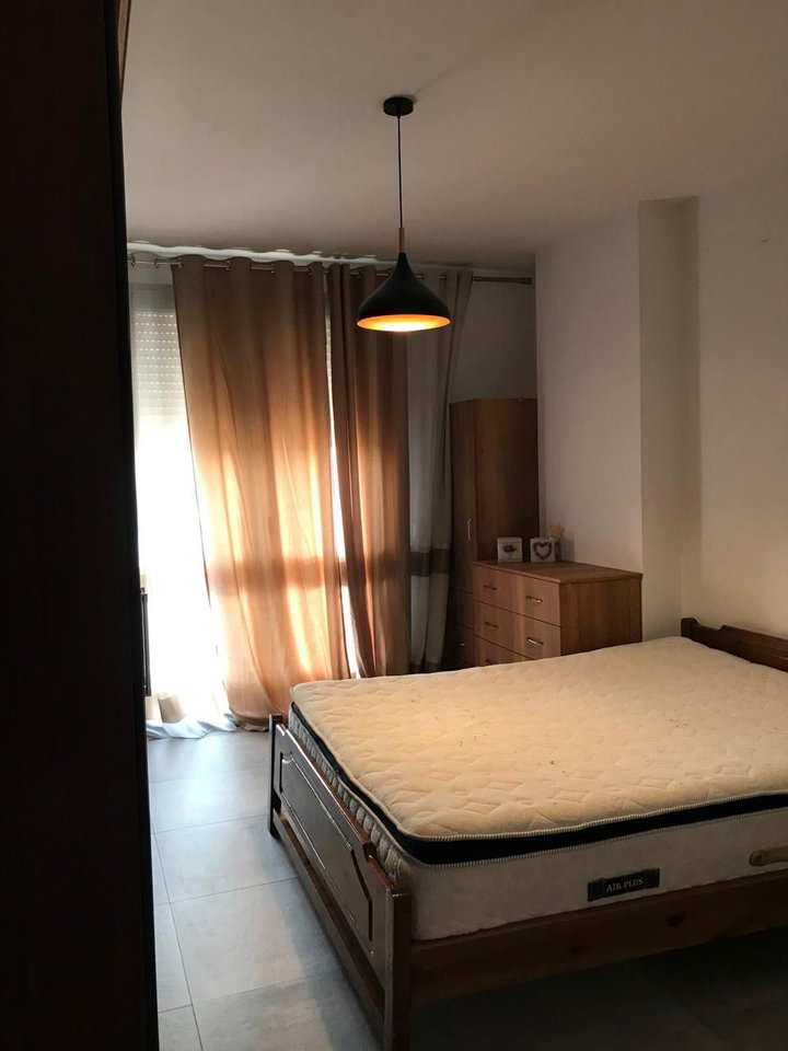 APARTAMENT ME QIRA 2+1+2+parkim- SPITALET, KOMPLEKSI ZIRKON