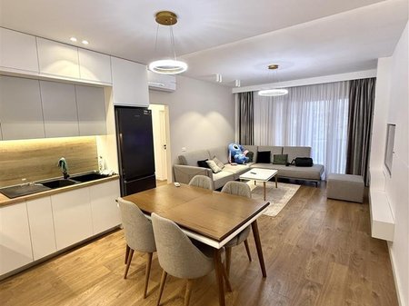 JEPET ME QIRA APARTAMENT 2+1+2 + BALLKON + DEPO – RRUGA ELBASANIT