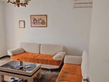 SHITET APARTAMENT 1+1 – PAZARI I RI