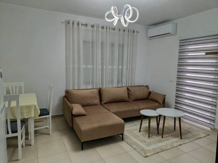 APARTAMENT ME QIRA 1+1 – SELVIA (PRANË VILA GOLD)
