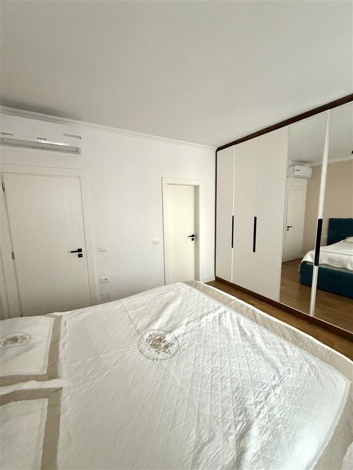 JEPET ME QIRA APARTAMENT 2+1+2 + BALLKON + DEPO – RRUGA ELBASANIT