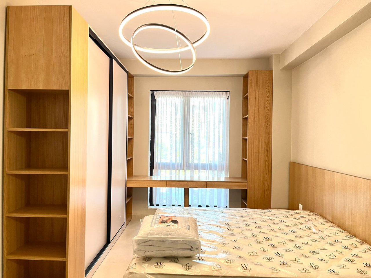 JEPET ME QIRA APARTAMENT 1+1+BALLKON – MYSYLM SHYRI (DREJTORIA E POLICISË)