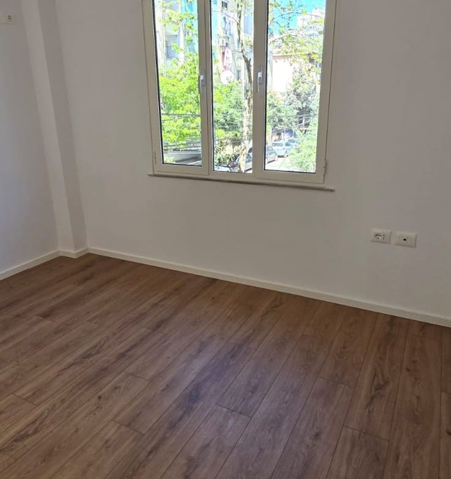 SHITET APARTAMENT 1+1 – 21 DHJETORI, RRUGA MUHAMET GJOLLESHA