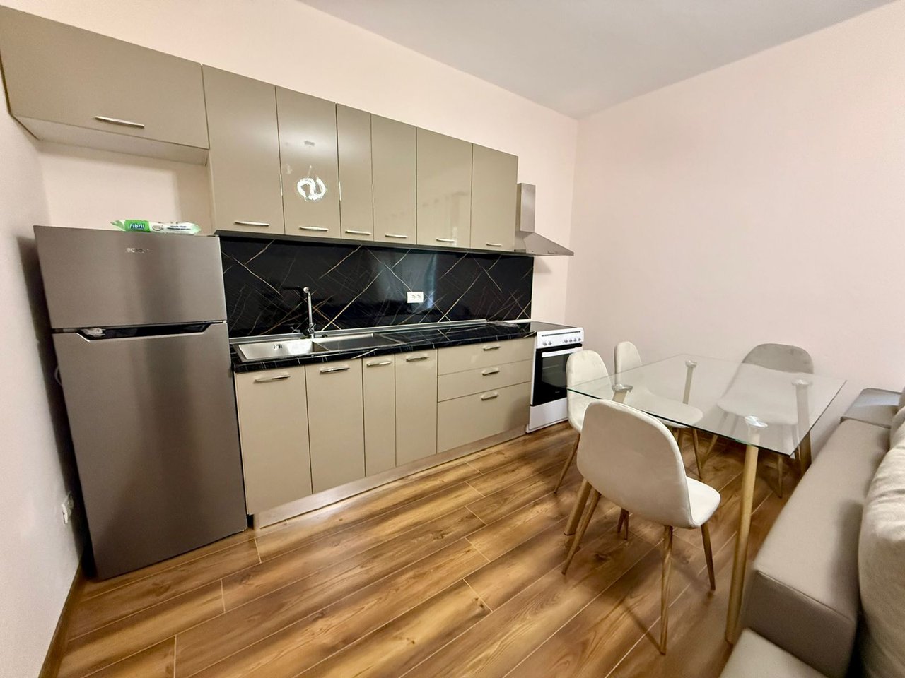 FOR RENT 1+1 APARTMENT – KAVAJËS STREET, OPPOSITE THE MOSQUE