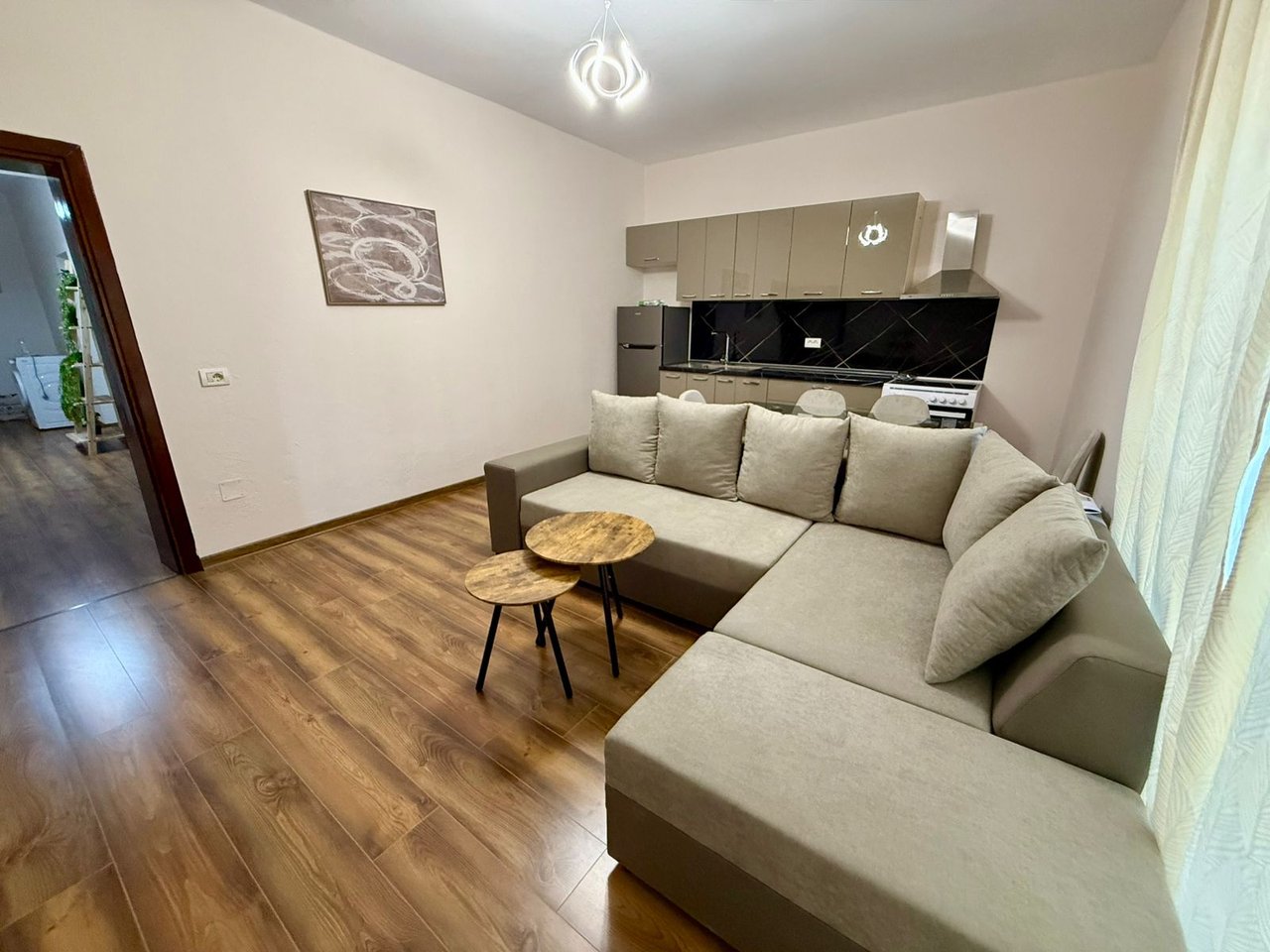 FOR RENT 1+1 APARTMENT – KAVAJËS STREET, OPPOSITE THE MOSQUE
