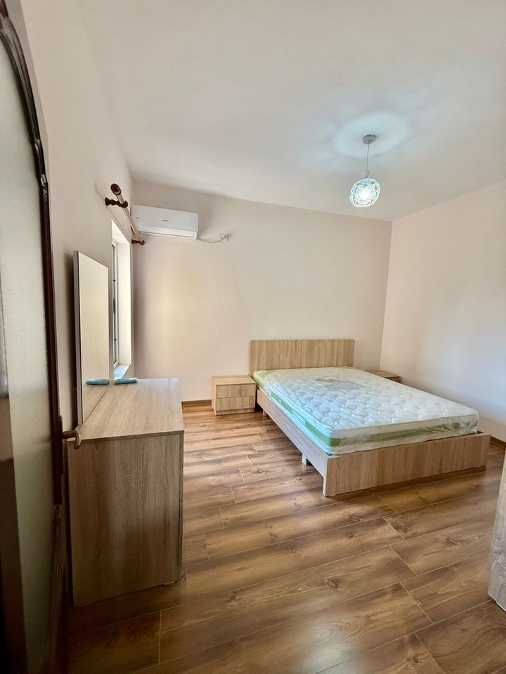 FOR RENT 1+1 APARTMENT – KAVAJËS STREET, OPPOSITE THE MOSQUE
