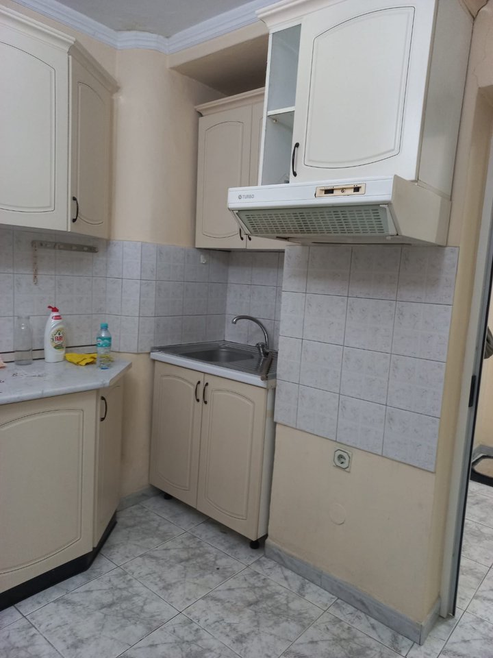 JEPET ME QIRA APARTAMENT 2+1 – RRUGA E KAVAJËS