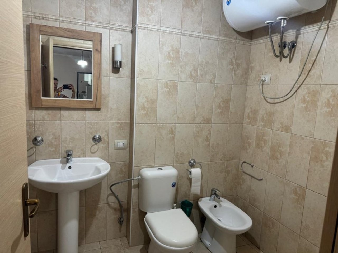 APARTAMENT ME QIRA 1+1 - 21 DHJETORI