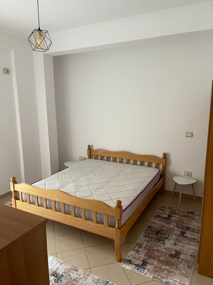 SHTEPI ME QIRA 2+1+2 – ASTIR
