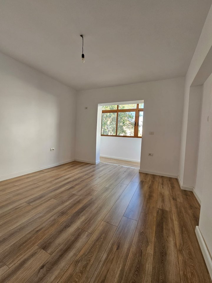 ? APARTAMENT PËR SHITJE 1+1 – 21 DHJETORI