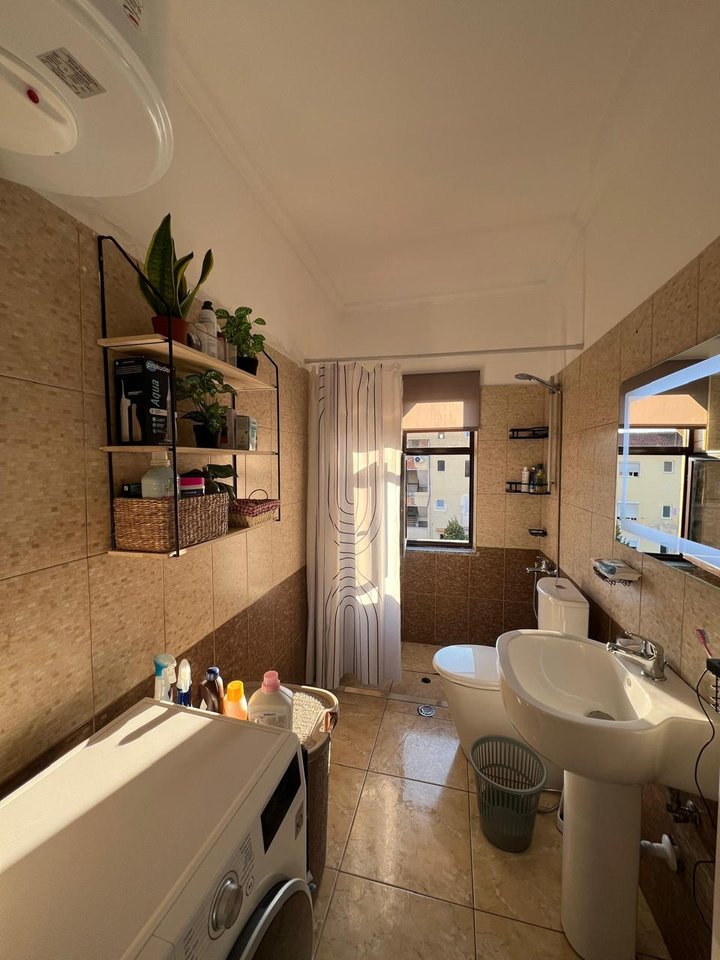 APARTAMENT SHITJE 1+1 • MYSLYM SHYRI