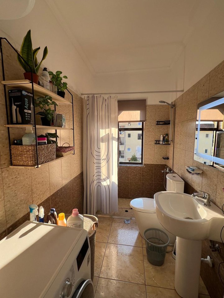 APARTAMENT SHITJE 1+1 • MYSLYM SHYRI