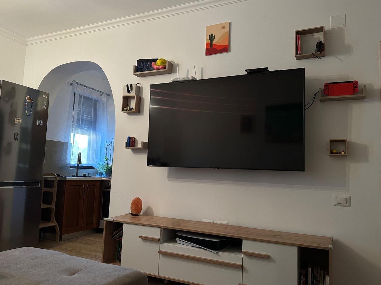 APARTAMENT SHITJE 1+1 • MYSLYM SHYRI