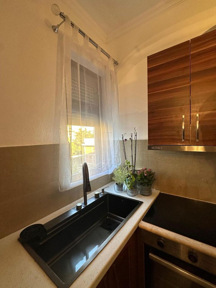 APARTAMENT SHITJE 1+1 • MYSLYM SHYRI