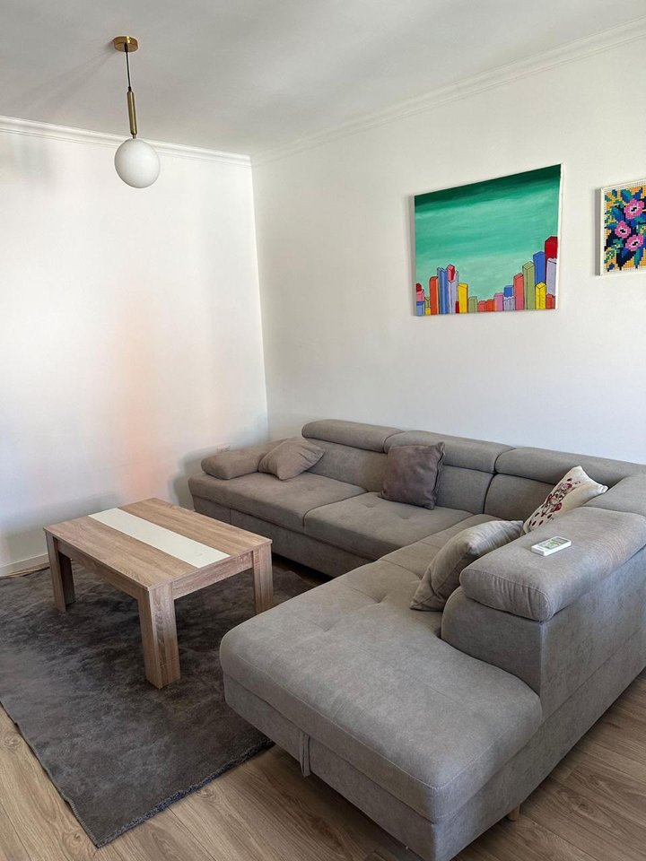 APARTAMENT SHITJE 1+1 • MYSLYM SHYRI