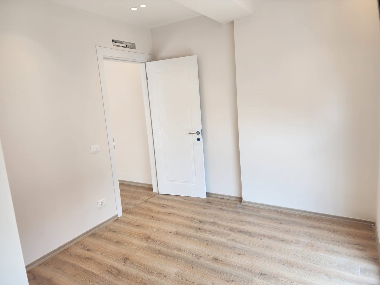 APARTMENT FOR RENT 2+1+2+P - NEW BOULEVARD