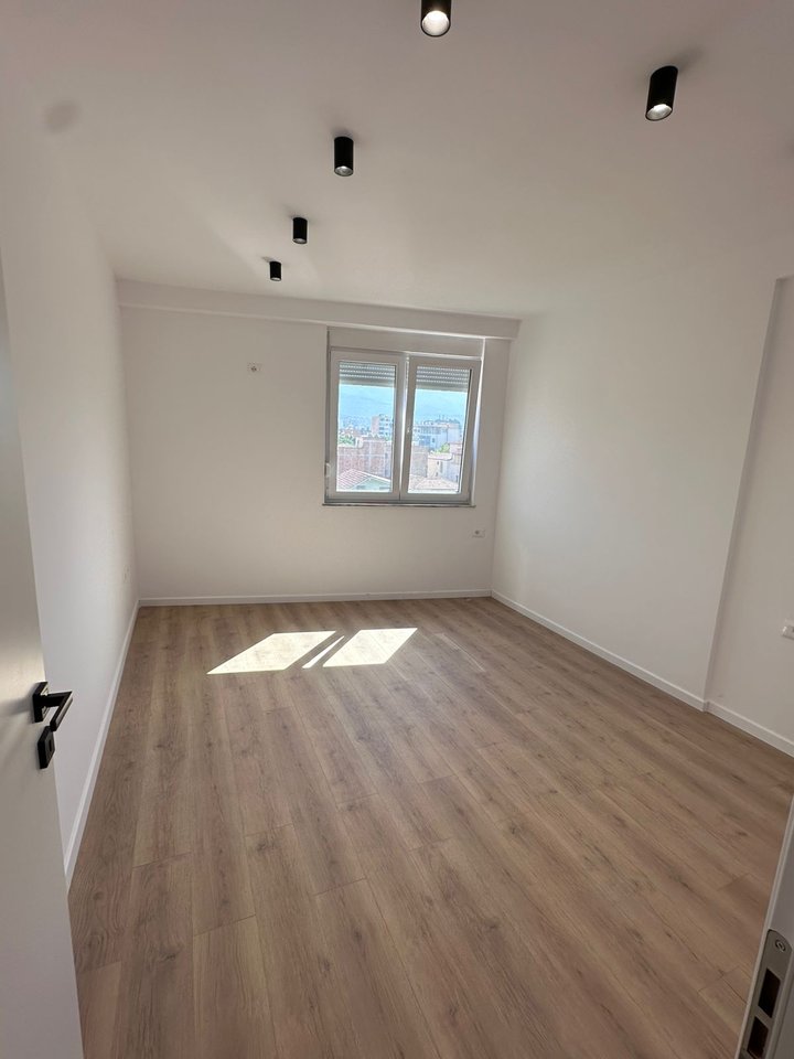? VENDESI APPARTAMENTO 2+1+BALCONE – PAZARI I RI
