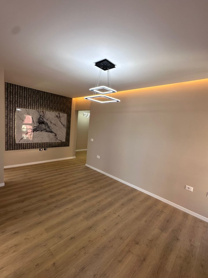? VENDESI APPARTAMENTO 2+1+BALCONE – PAZARI I RI