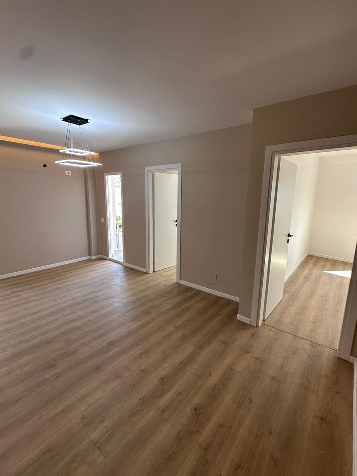 ? VENDESI APPARTAMENTO 2+1+BALCONE – PAZARI I RI