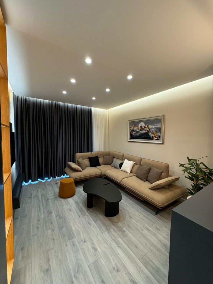 ? APPARTAMENTO 1+1 IN AFFITTO – COMUNE DI PARIGI, TIRANA